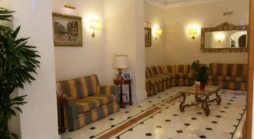 Raeli Lux Hotell Rom